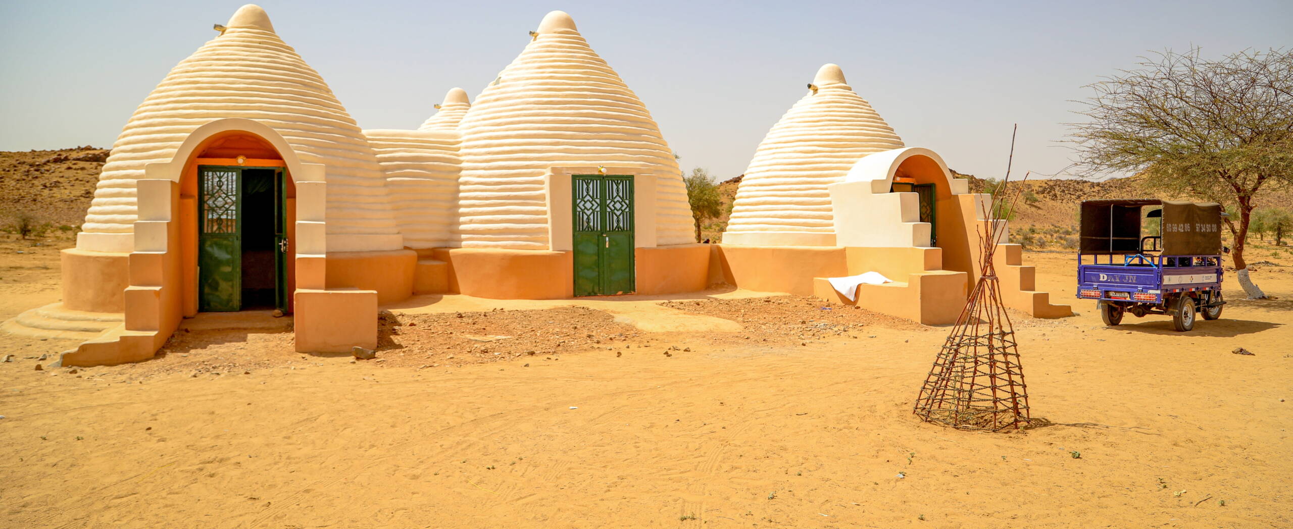 Von den Gemeinschaften gebautes Geburtshaus im Tschad