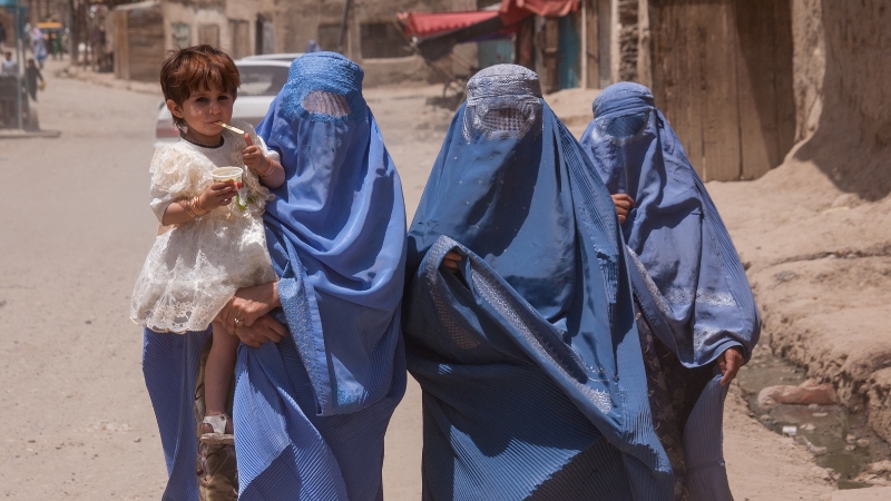 Frauen mit ihren Kindern, Afghanistan